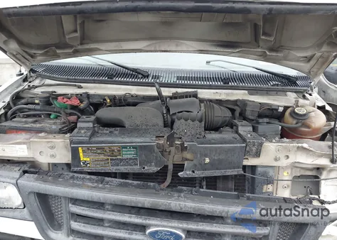 2005 Ford E-250 Commercial/Recreational from USA, damaged, VIN 1FTNE24W55HA73018